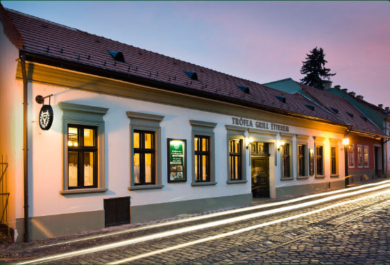 Trófea étterem Óbuda